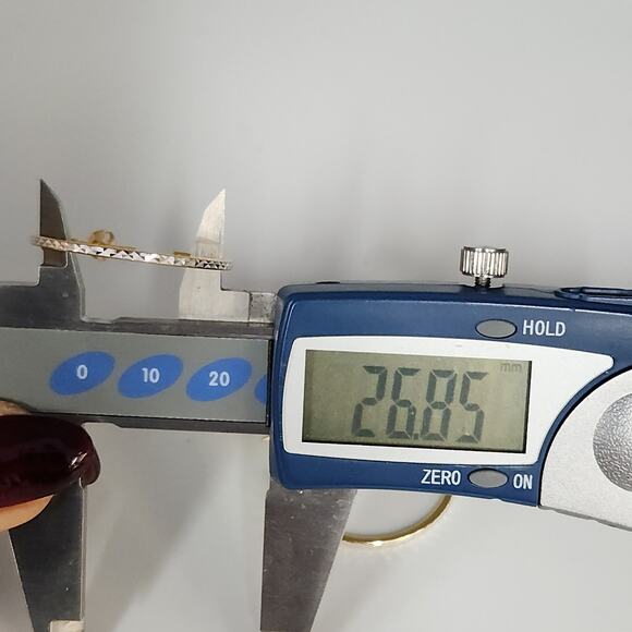 Elegant 925 Sterling Silver & Gold Tone Diamond Cut Hoop Earrings - Picture 7 of 11